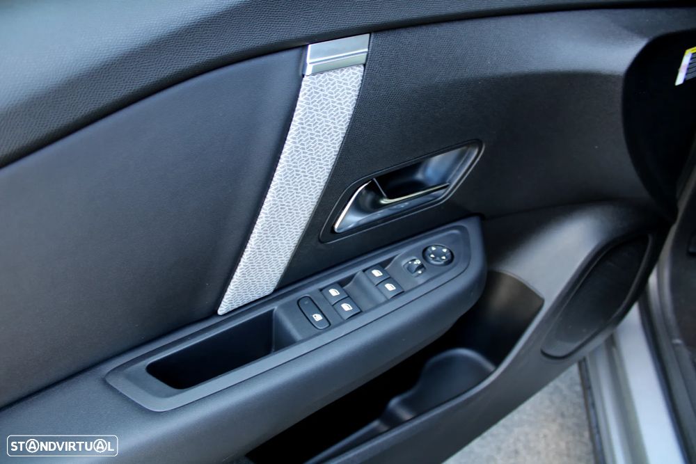 Citroën C4 1.2 PureTech Feel Pack EAT8 - 21