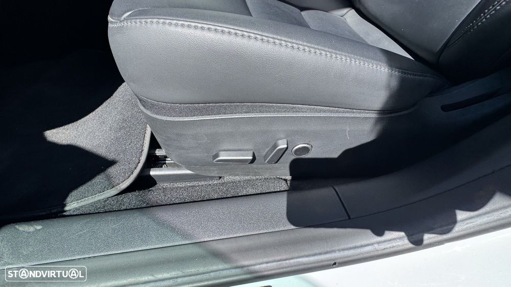 Tesla Model 3 Long Range Tração Integral Premium - 16