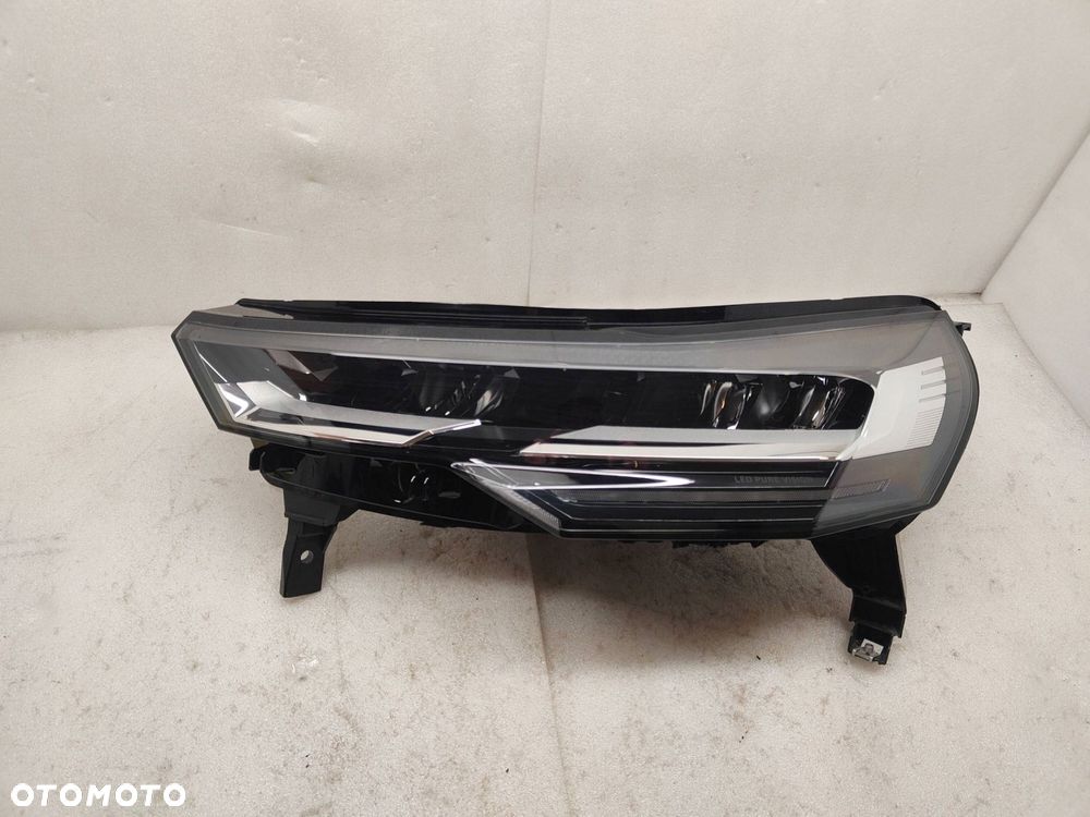 renault captur ii lift 2024'- przód strona lewa full led 260604753r - 1