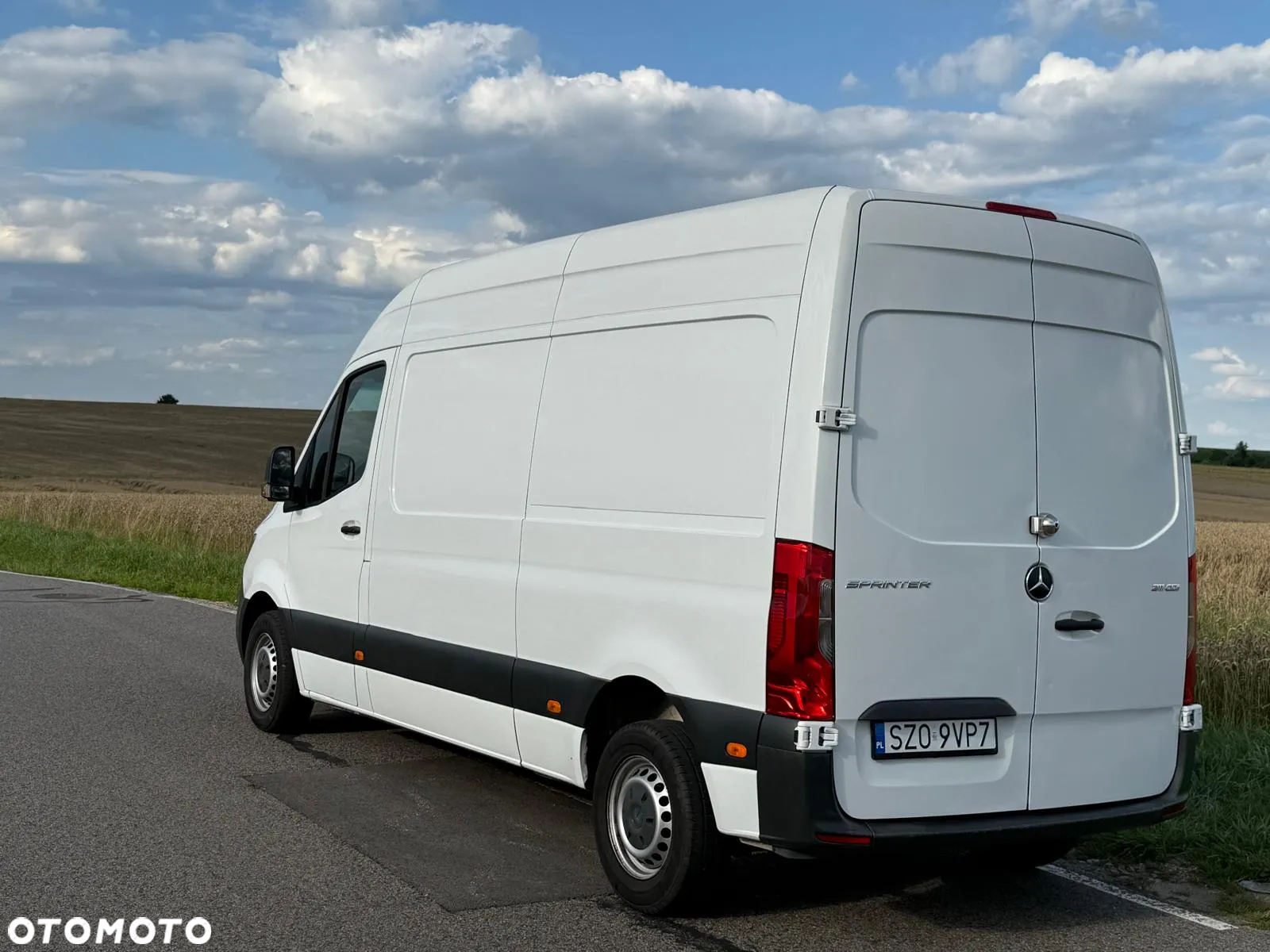 Mercedes-Benz Sprinter - 3