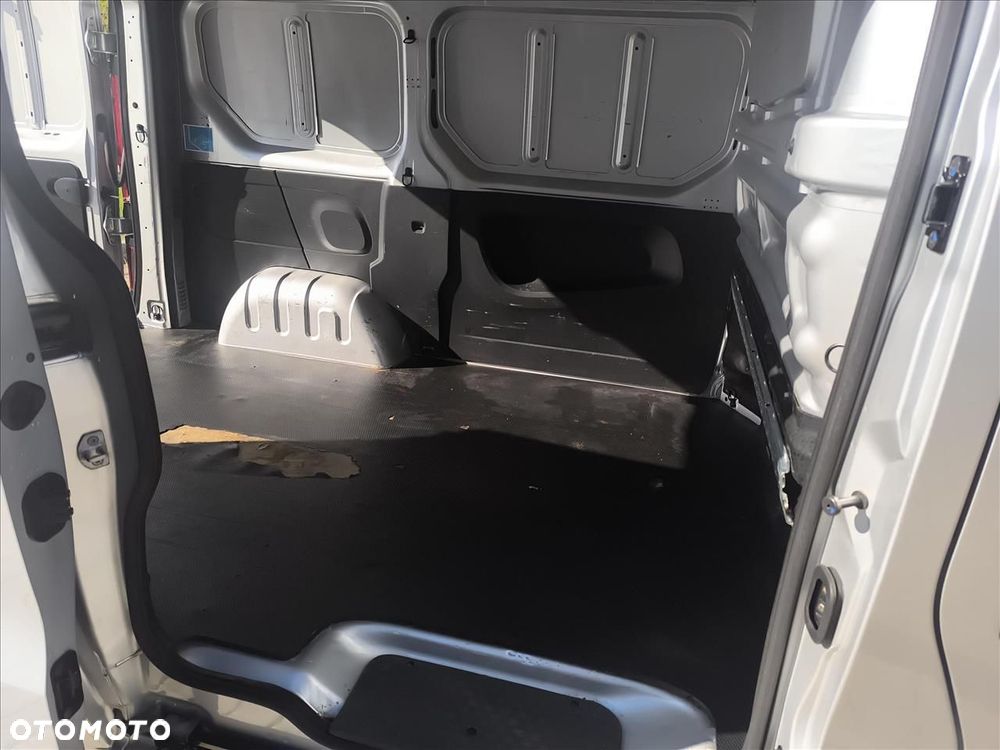 Renault trafic - 13