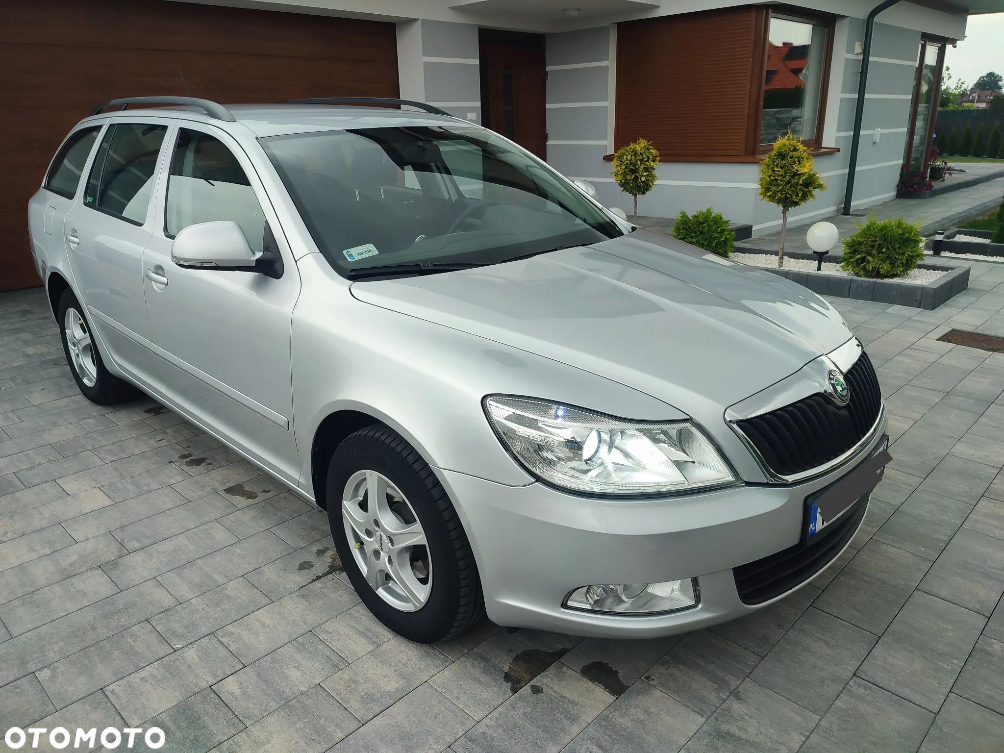 Skoda Octavia 1.6 TDI Ambiente - 1