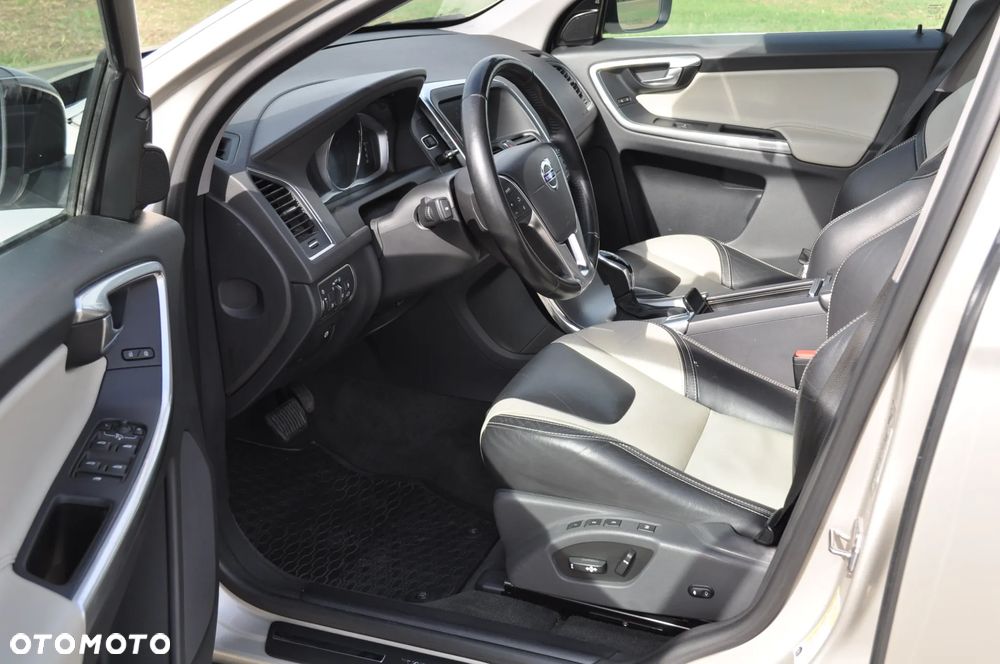 Volvo XC 60 - 7