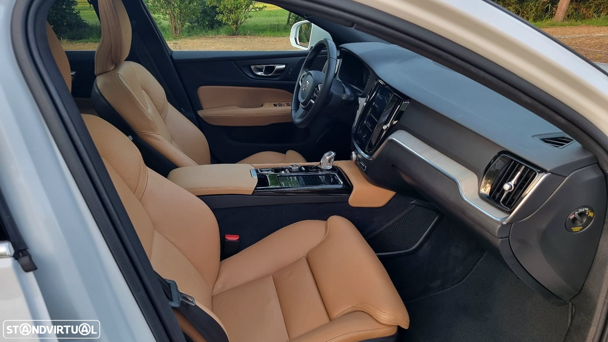 Volvo V60 2.0 T8 AWD TE Inscription - 10