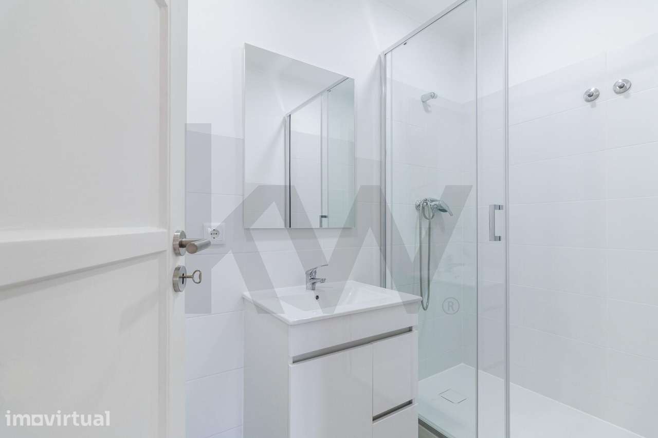 Apartamento T4 na Rua Filipe Folque - Grande imagem: 3/25