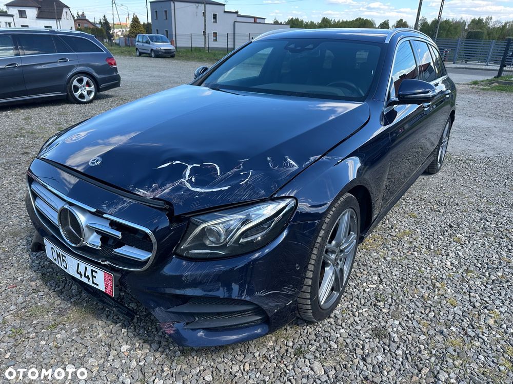 Mercedes-Benz Klasa E 350 d 4Matic 9G-TRONIC AMG Line - 4