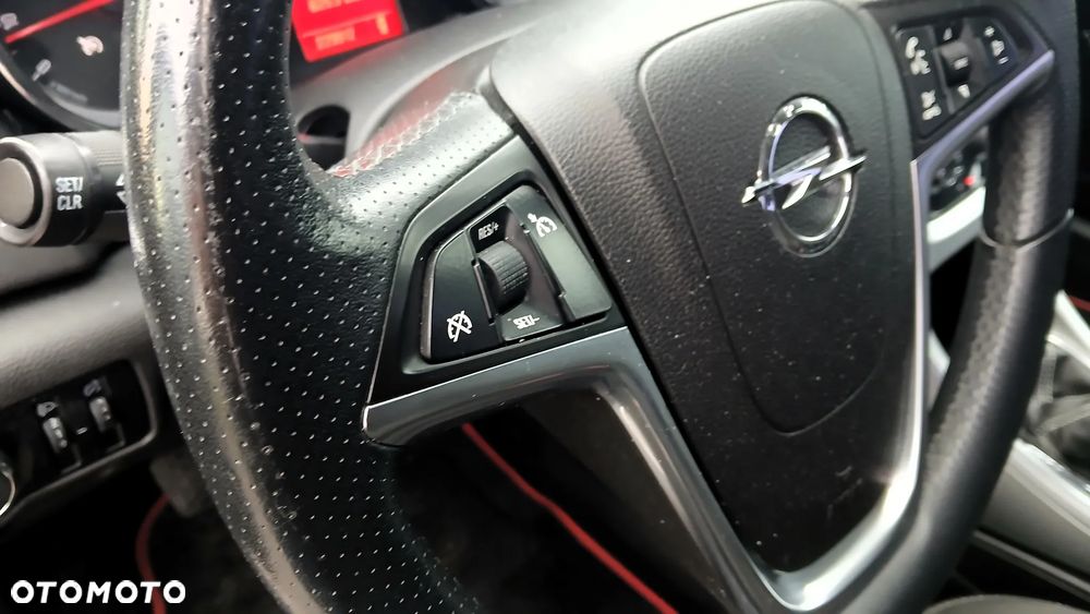 Opel Astra 1.4 T Sport - 9