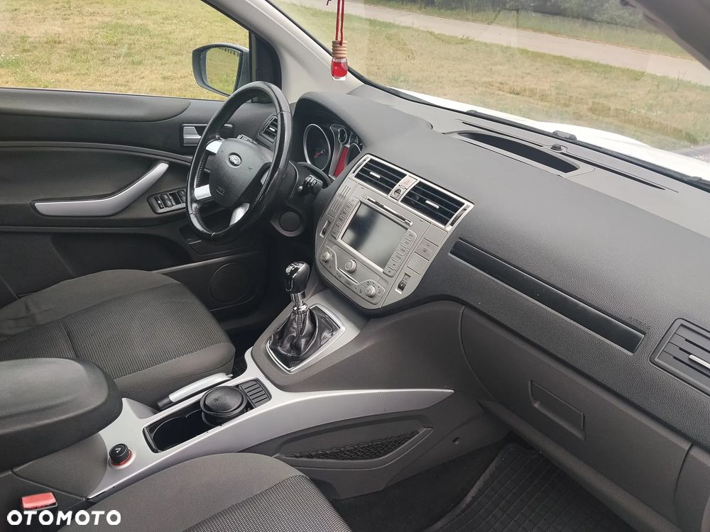 Ford Kuga 2.5 Titanium - 14