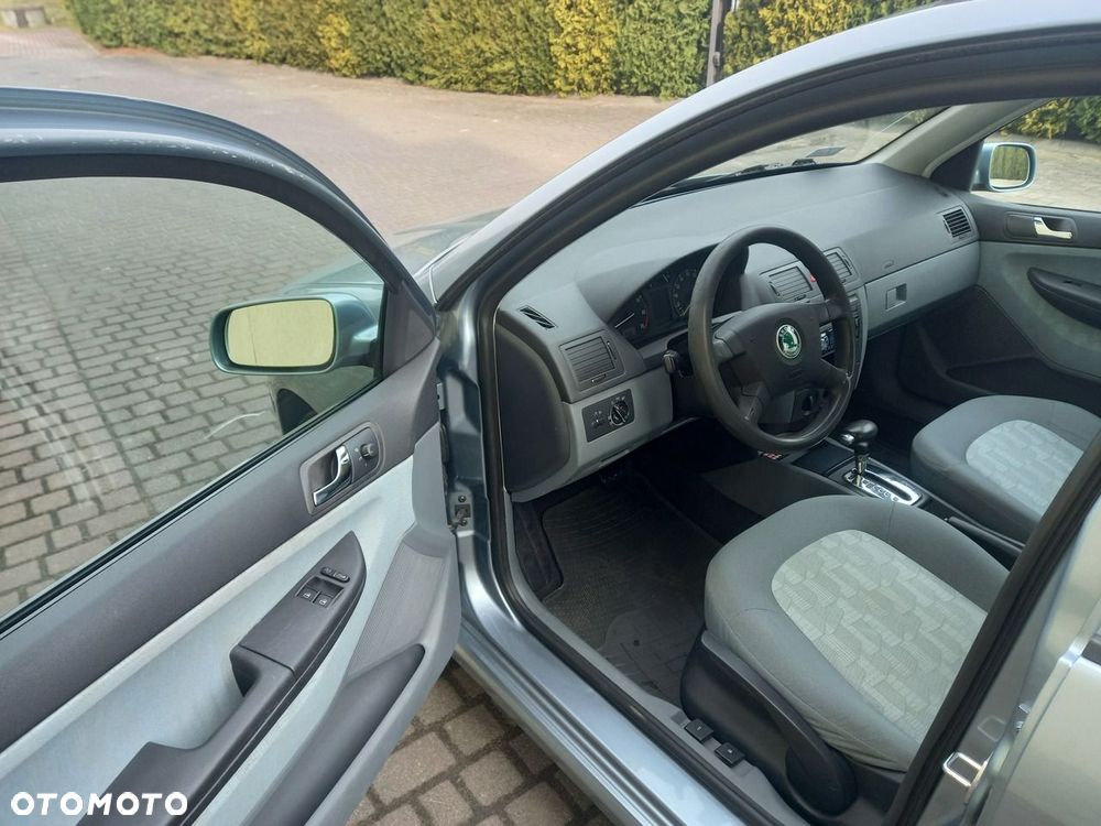 Skoda Fabia 1.4 16V Automatik Elegance - 27