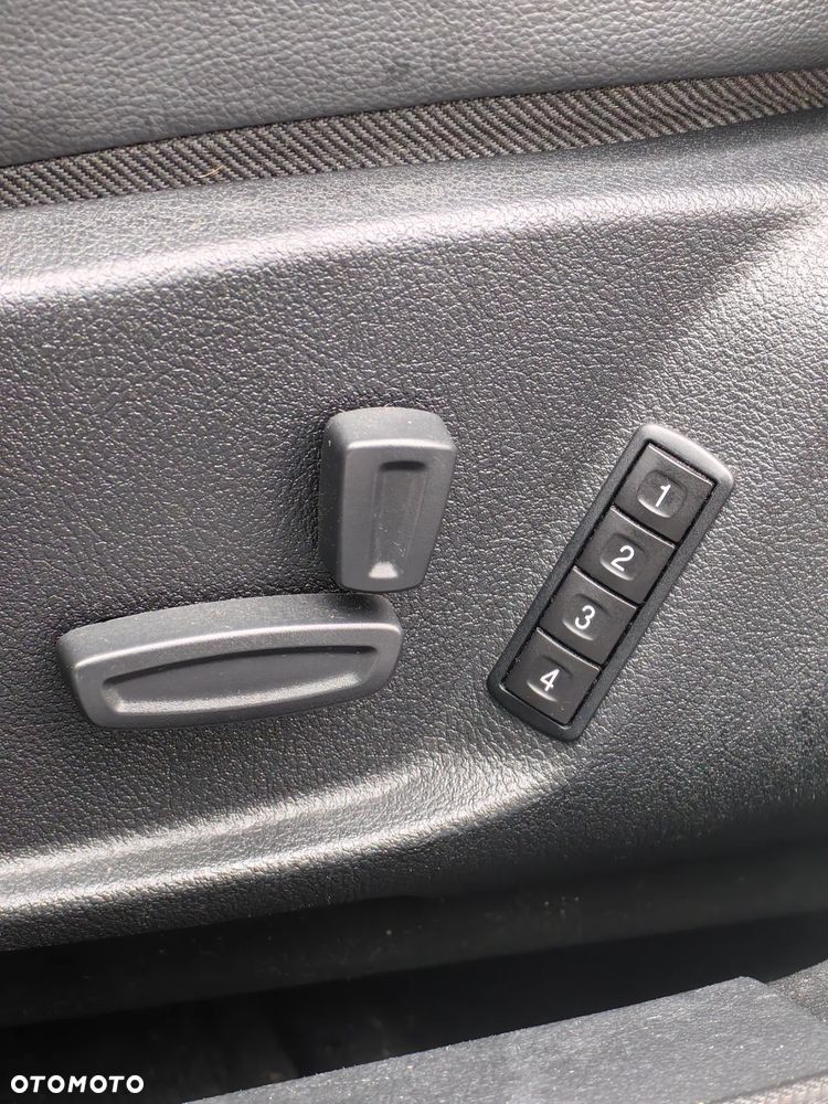 Ford Mondeo 2.0 TDCi Titanium S - 14