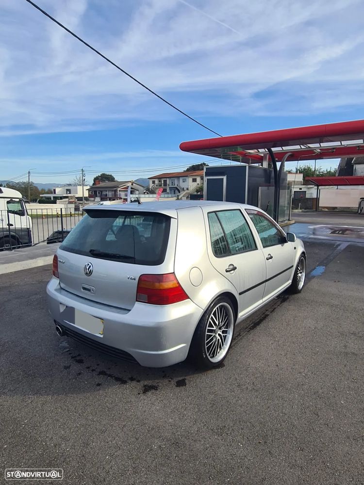 VW Golf - 5