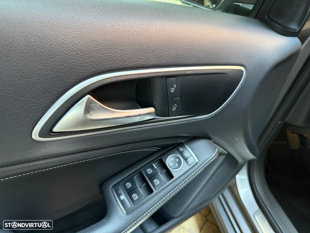 Mercedes-Benz A 200 CDI BE Urban - 11