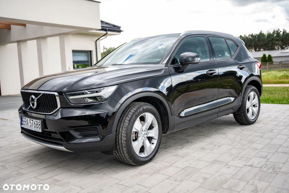 Volvo XC 40 D3 SCR Momentum - 8