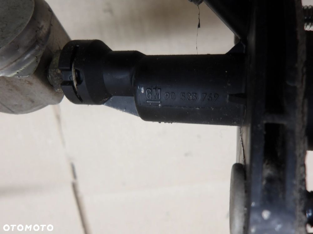 OPEL ASTRA III H HB 5D 1.9D HB 5D WYSPRZĘGLIK POMPKA SPRZĘGŁA 90523769 - 4