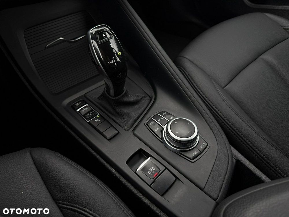 BMW X1 sDrive18i Business Edition - 33