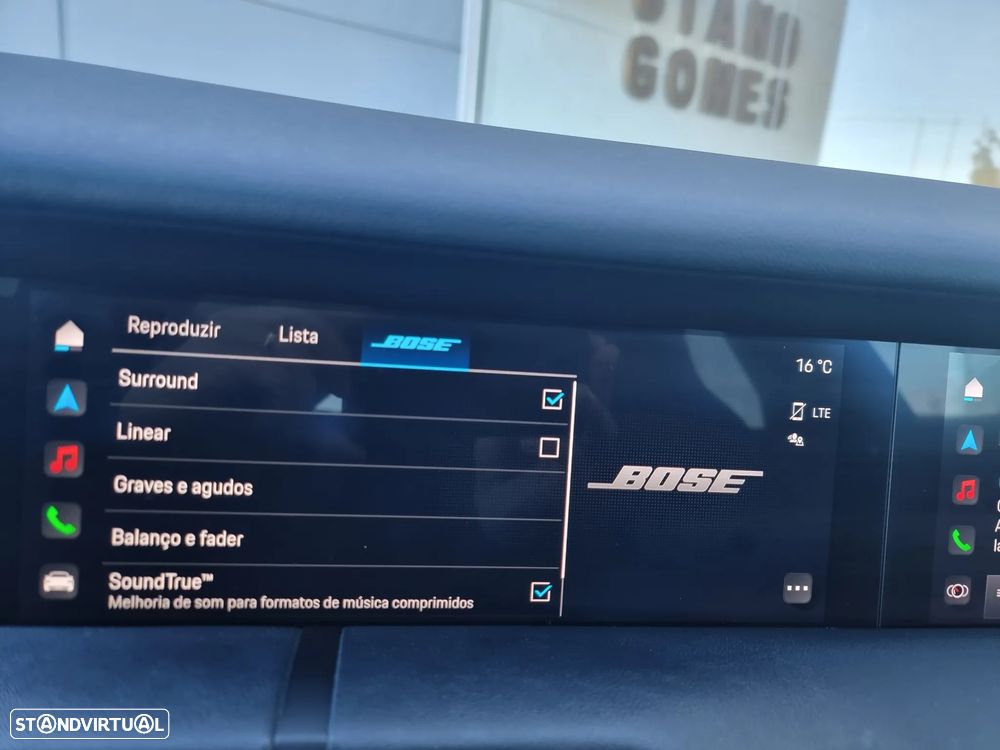 Porsche Taycan Sport Turismo Standard - 24