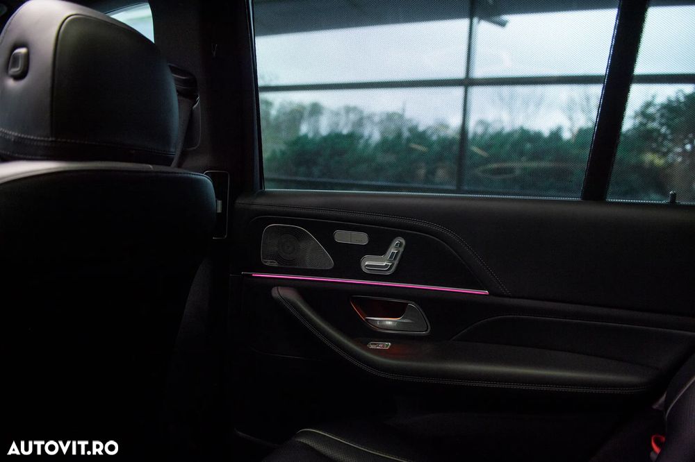 Mercedes-Benz GLS - 27