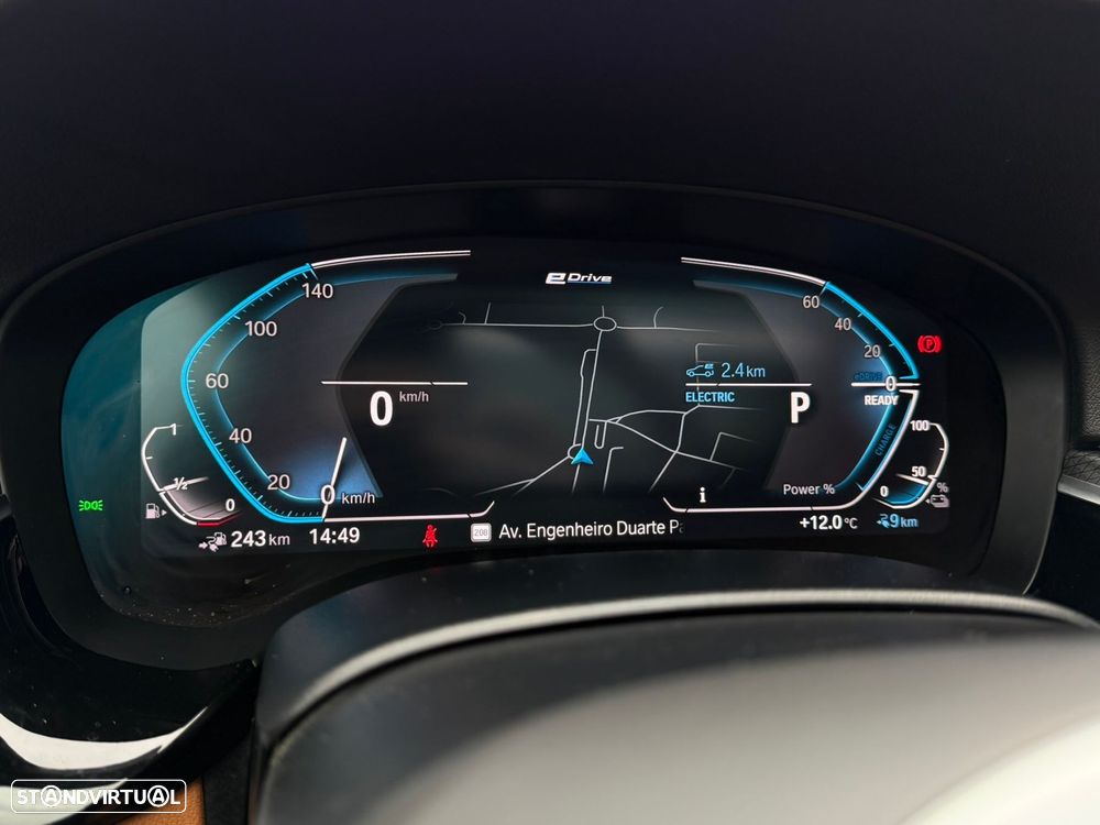 BMW 520 e Pack M - 33