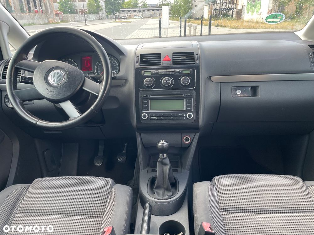 Volkswagen Touran 1.9 TDI DPF Trendline - 8