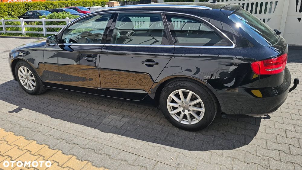 Audi A4 ver-avant-2-0-tdi-e-dpf-ambiente - 4