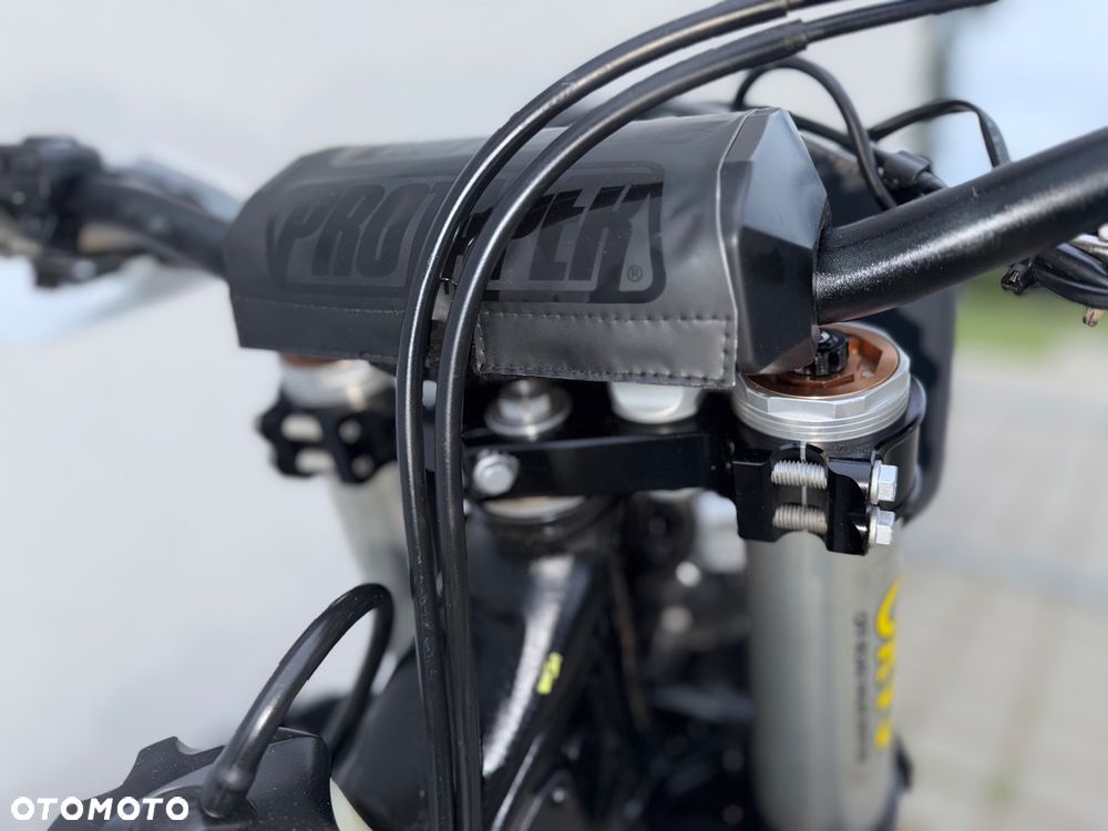Husqvarna FE - 6