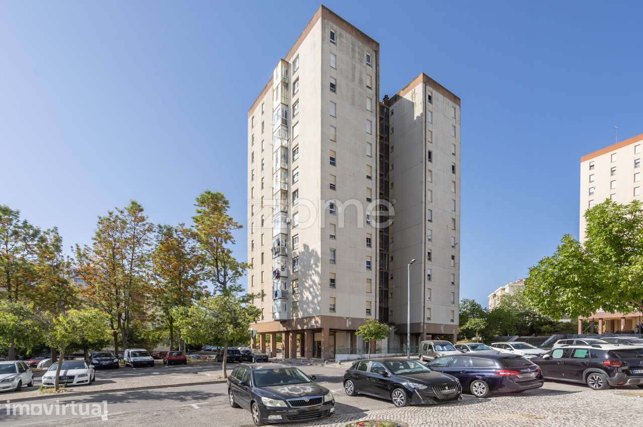 T3 no Laranjeiro, Almada | Excelente Localização e Vista Desafogada - Grande imagem: 2/33