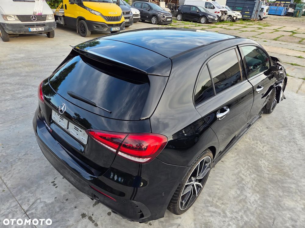 Mercedes-Benz Klasa A AMG 35 4Matic AMG Speedshift DCT 7G - 12