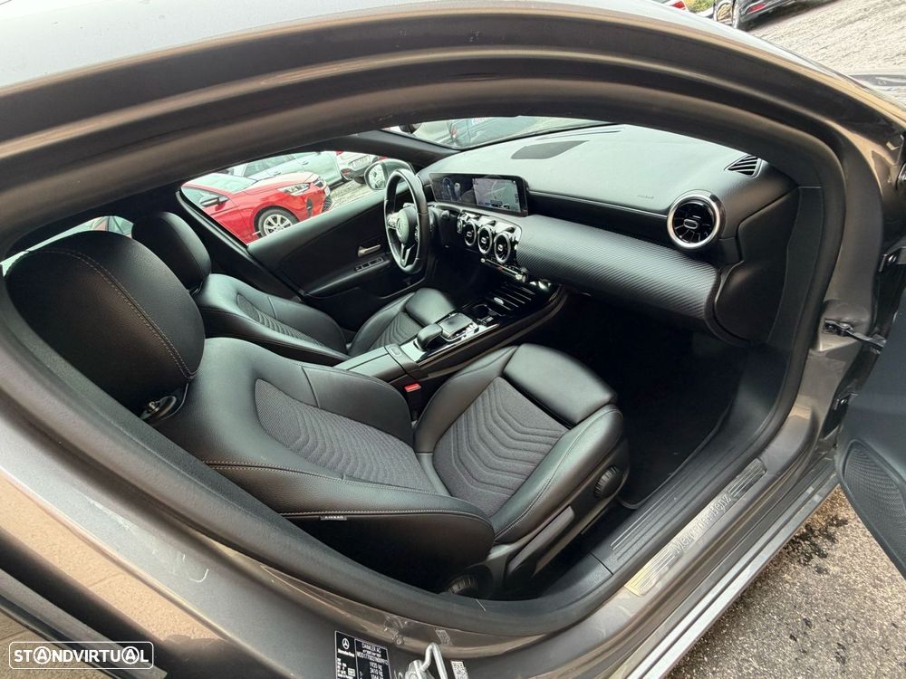 Mercedes-Benz A 180 d Edition 19 - 9