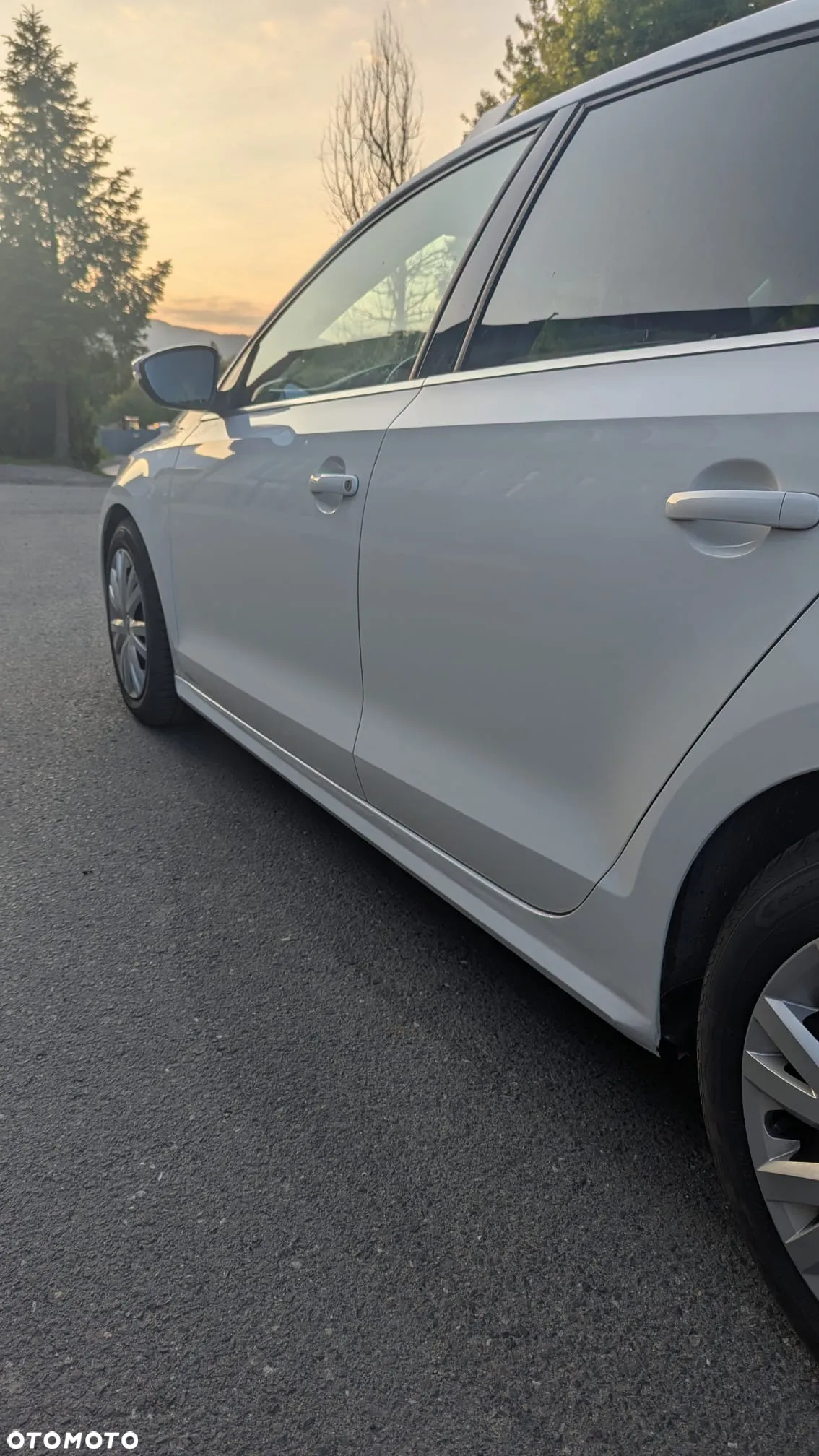 Volkswagen Jetta 2.0 TDI DSG Highline - 7