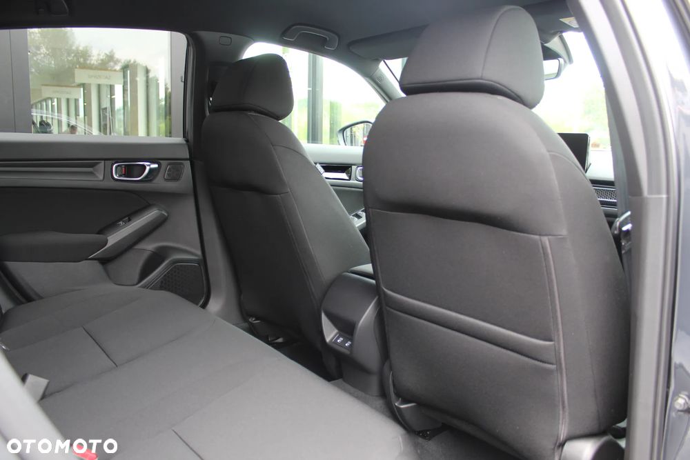 Honda Civic 2.0 i-MMD Elegance CVT - 22