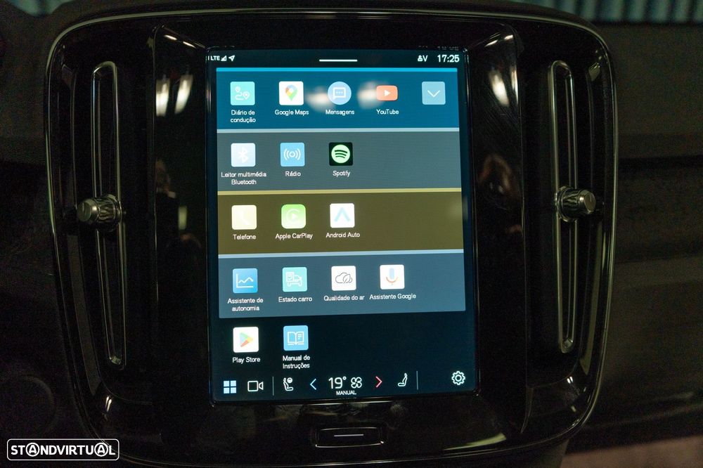 Volvo C40 Recharge 82 kWh Single M. Extended Range RWD Core - 14