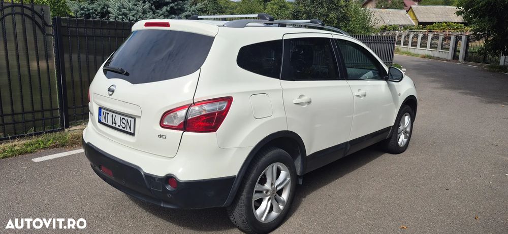 Nissan Qashqai+2 - 5