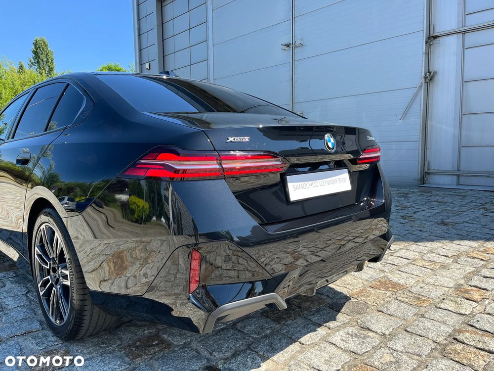 BMW Seria 5 520d mHEV M Sport - 11
