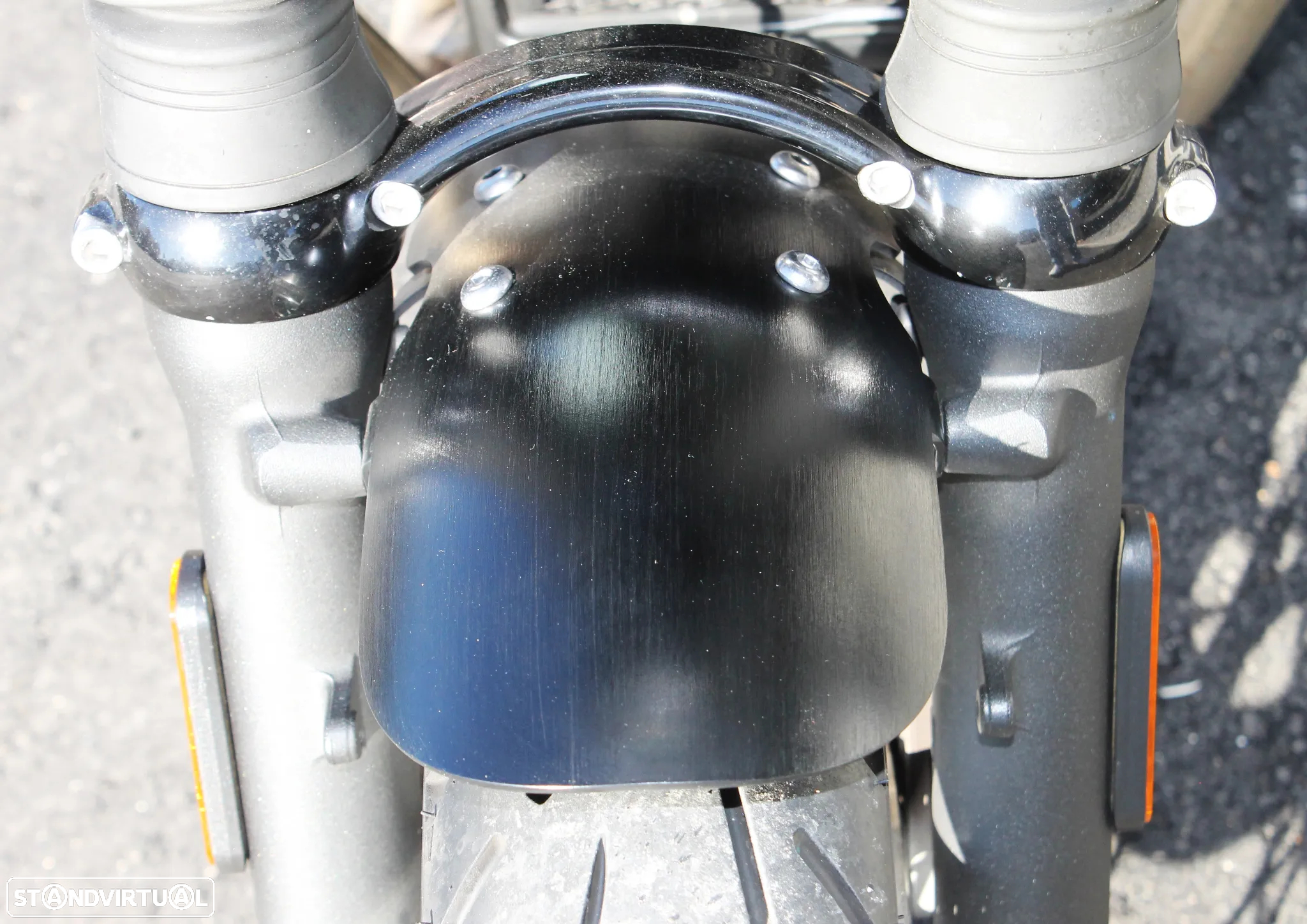 Triumph Bonneville Chrome Edition-Custom - 27