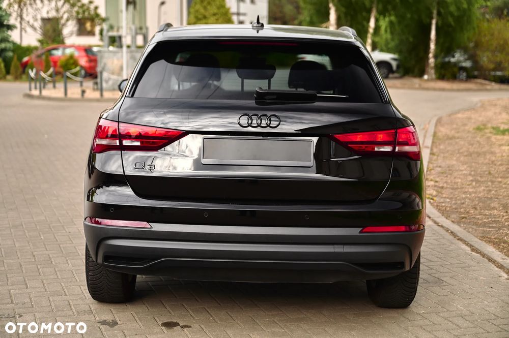 Audi Q3 35 TFSI S tronic - 12