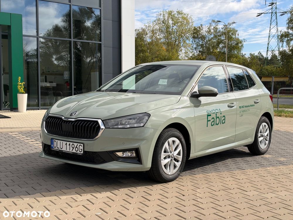 Skoda Fabia 1.0 TSI Drive DSG - 1