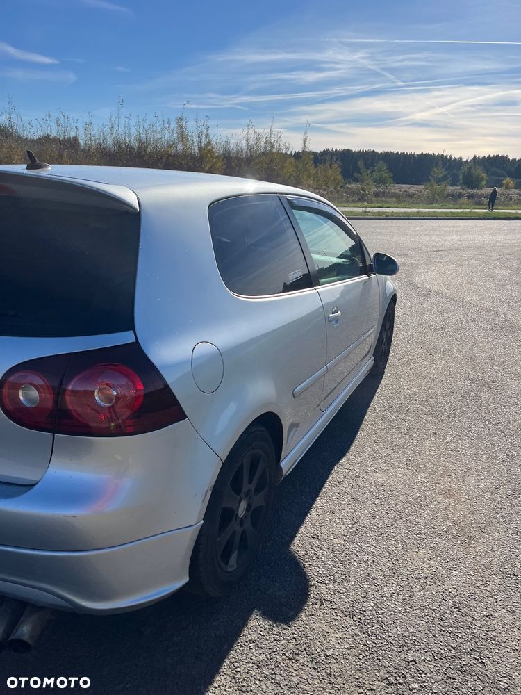 Volkswagen Golf V 1.6 FSI Sportline - 5