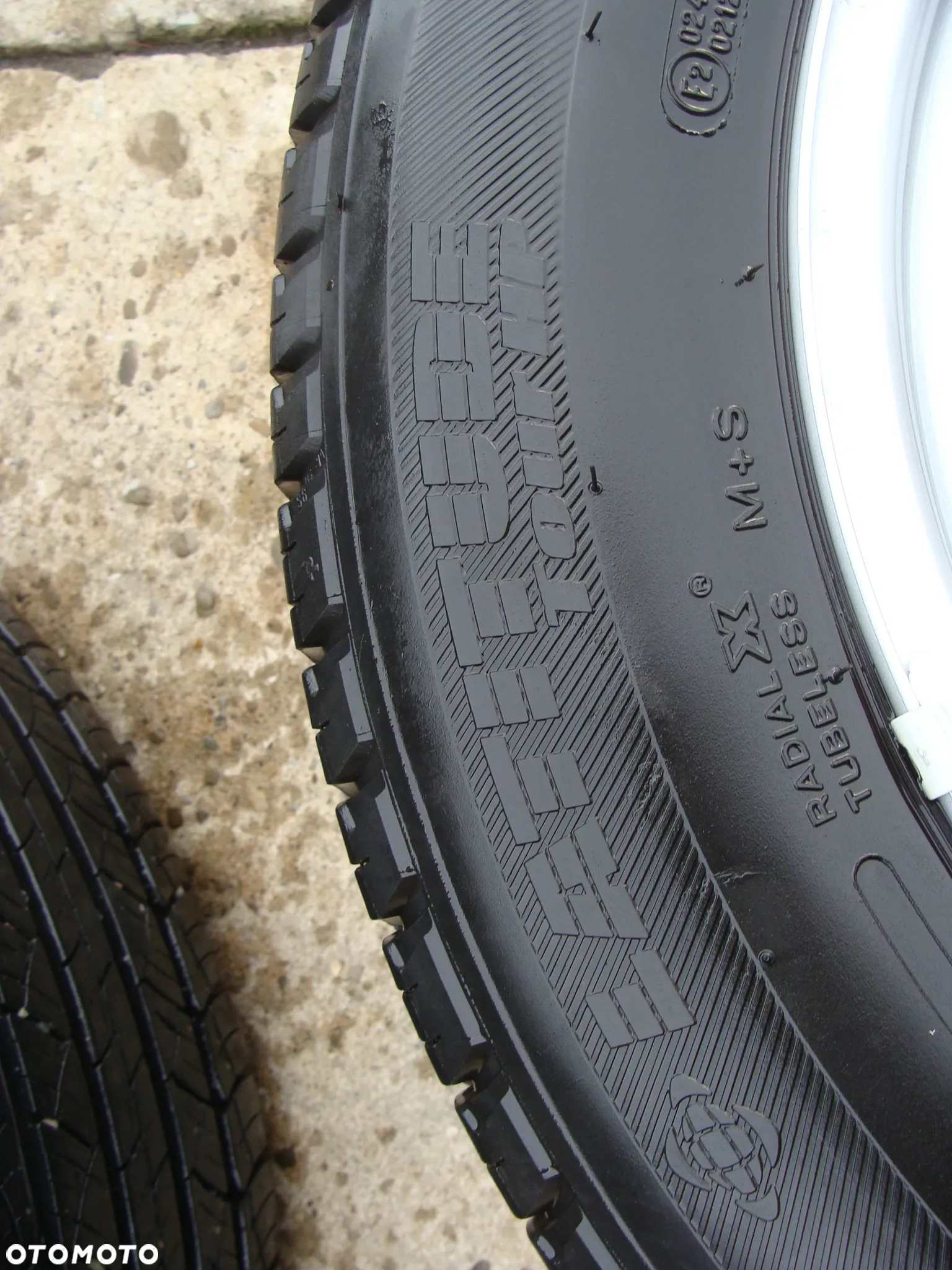 B10 5x114,3 Dacia Duster 6,5Jx16 et50 215/65 R16 czujniki - 7