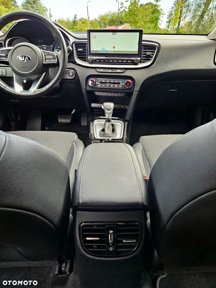 Kia Ceed SW 1.6 GDI DCT OPF Plug-in-Hybrid Spirit - 37