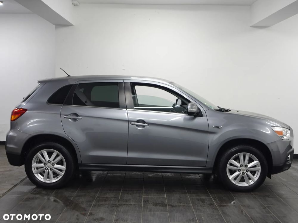Mitsubishi ASX - 9