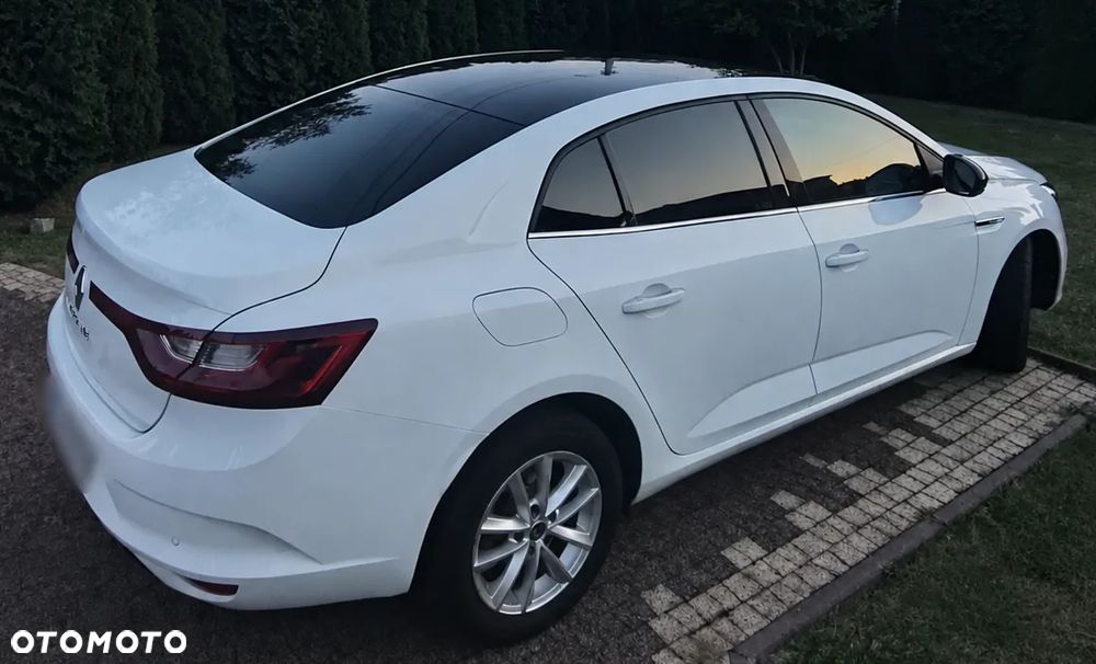 Renault Megane 1.6 SCe Limited - 10