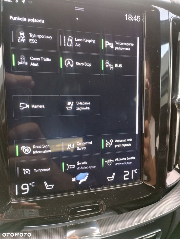 Volvo XC 60 D4 R-Design - 10