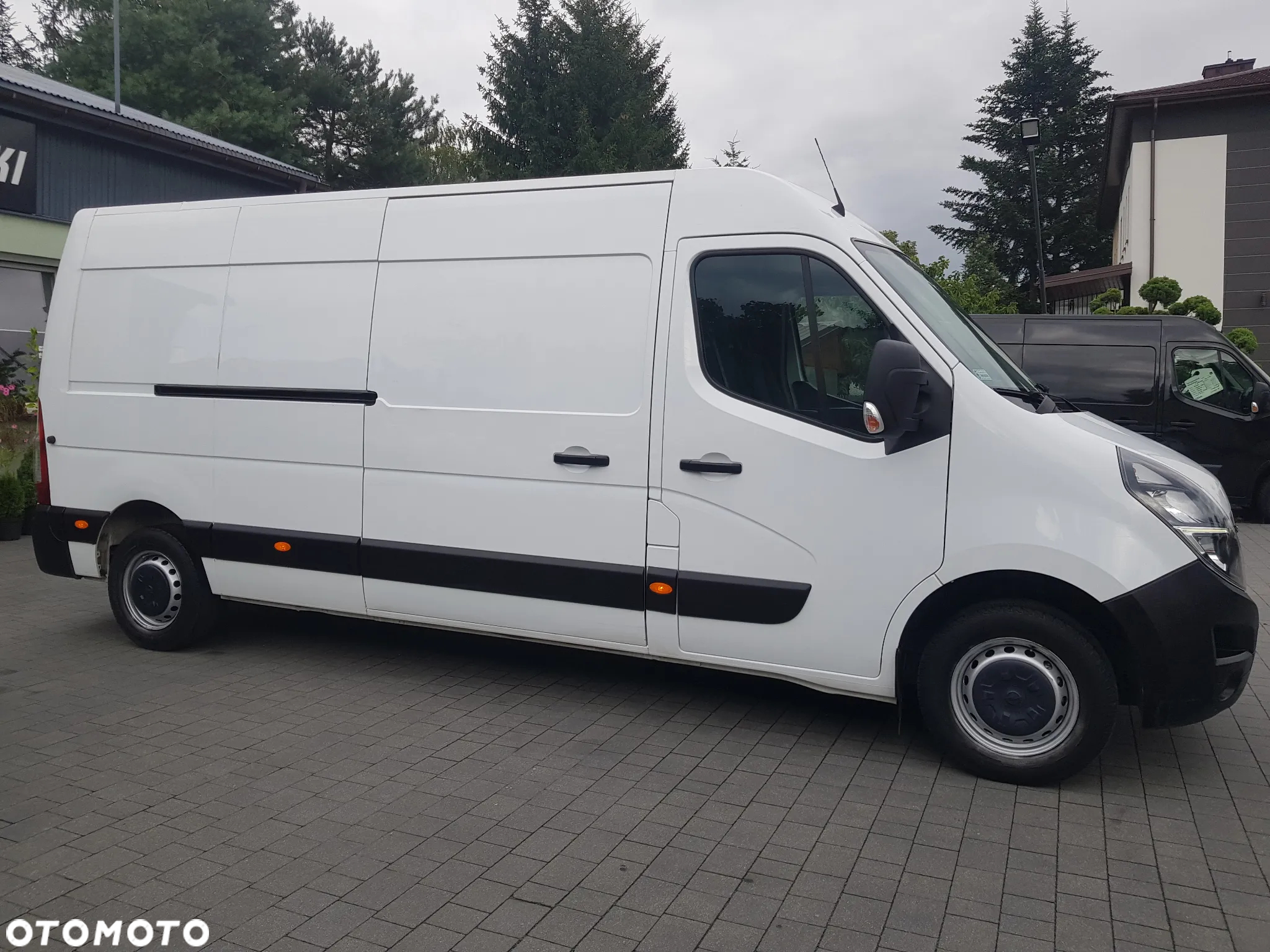 Opel Movano 2.3dCi   2.3CDTI L3H2 3.5t 135KM FWD 4d master - 6