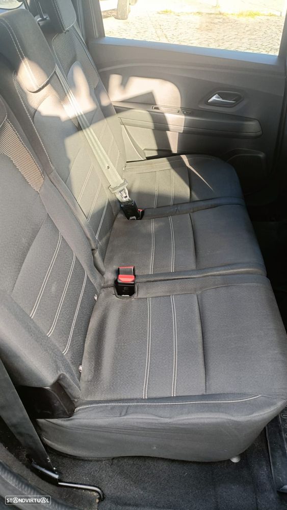 Dacia Jogger 1.0 ECO-G Expression 7L Bi-Fuel - 11