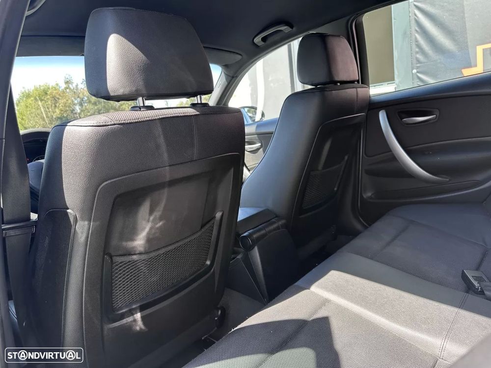 BMW 118 d Pack M - 34