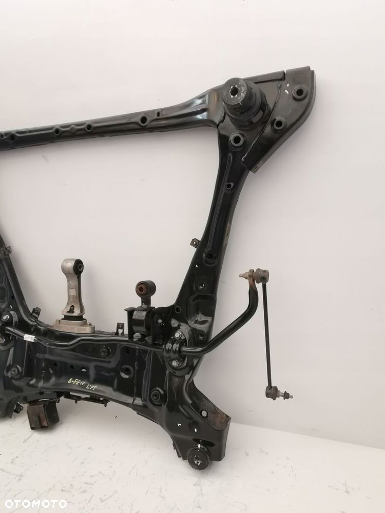 HYUNDAI SANTA FE IV LIFT SANKI WOZEK SILNIKA PRZOD 2.2D 62401-S1AA0 - 2