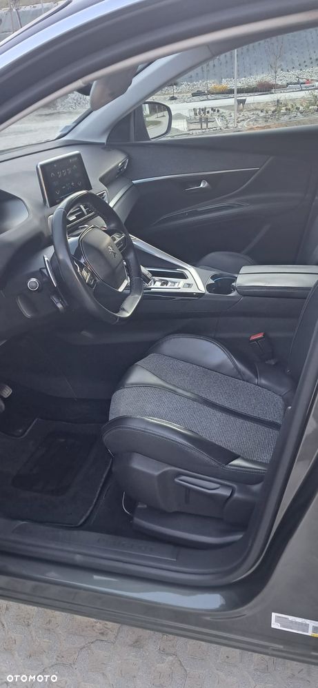 Peugeot 3008 1.2 PureTech Allure S&S EAT6 - 13