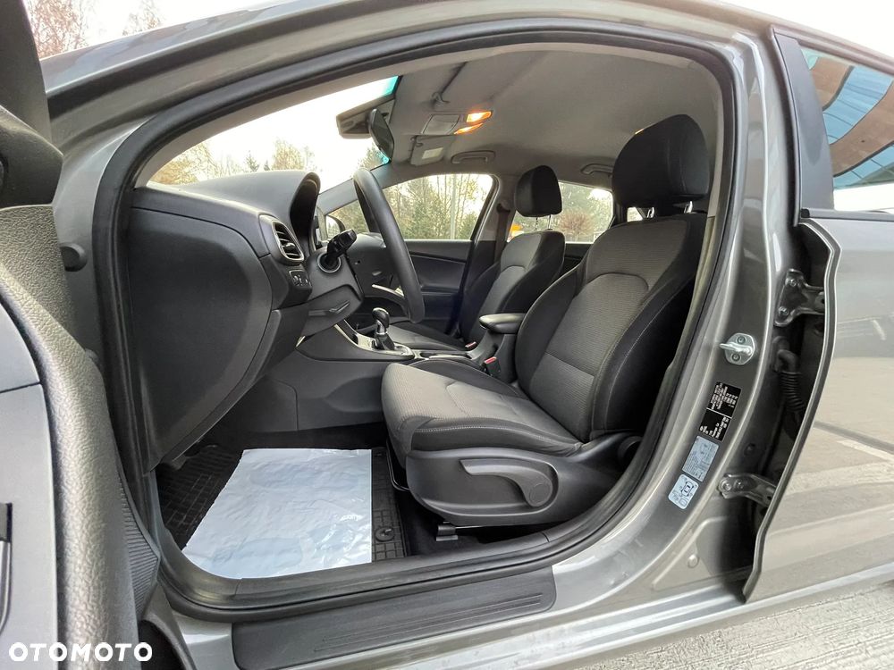 Hyundai i30 1.4 Classic + - 25