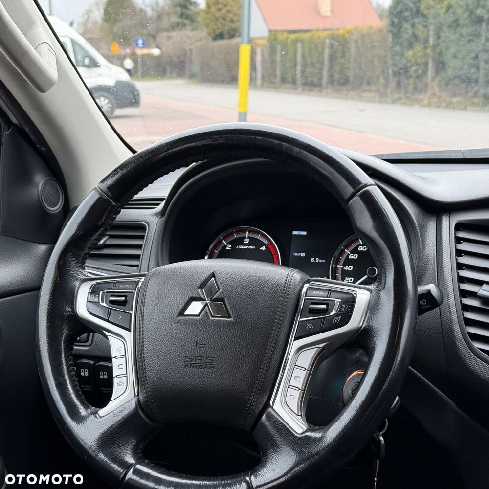 Mitsubishi L200 2.2 d DC Invite - 10