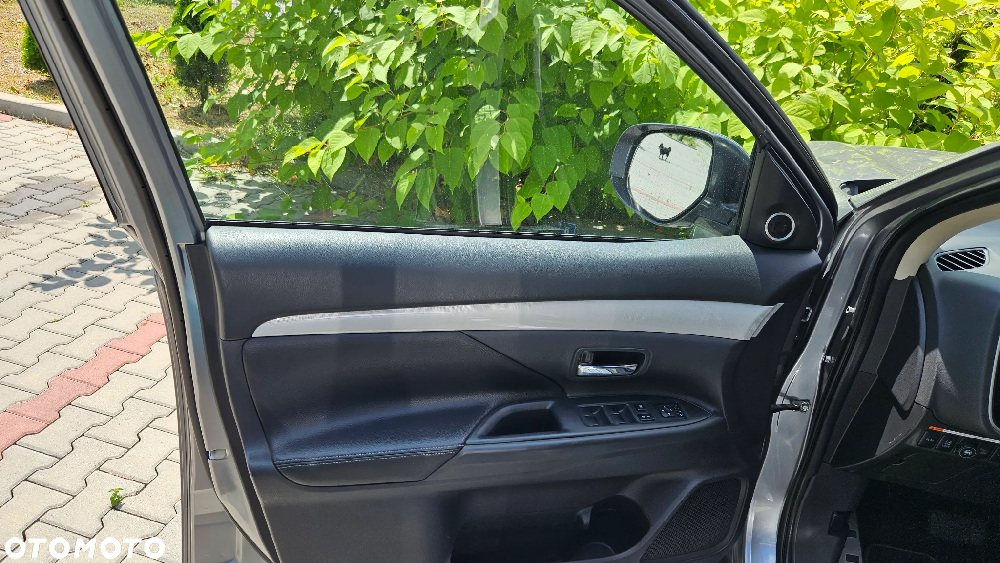 Mitsubishi Outlander - 15